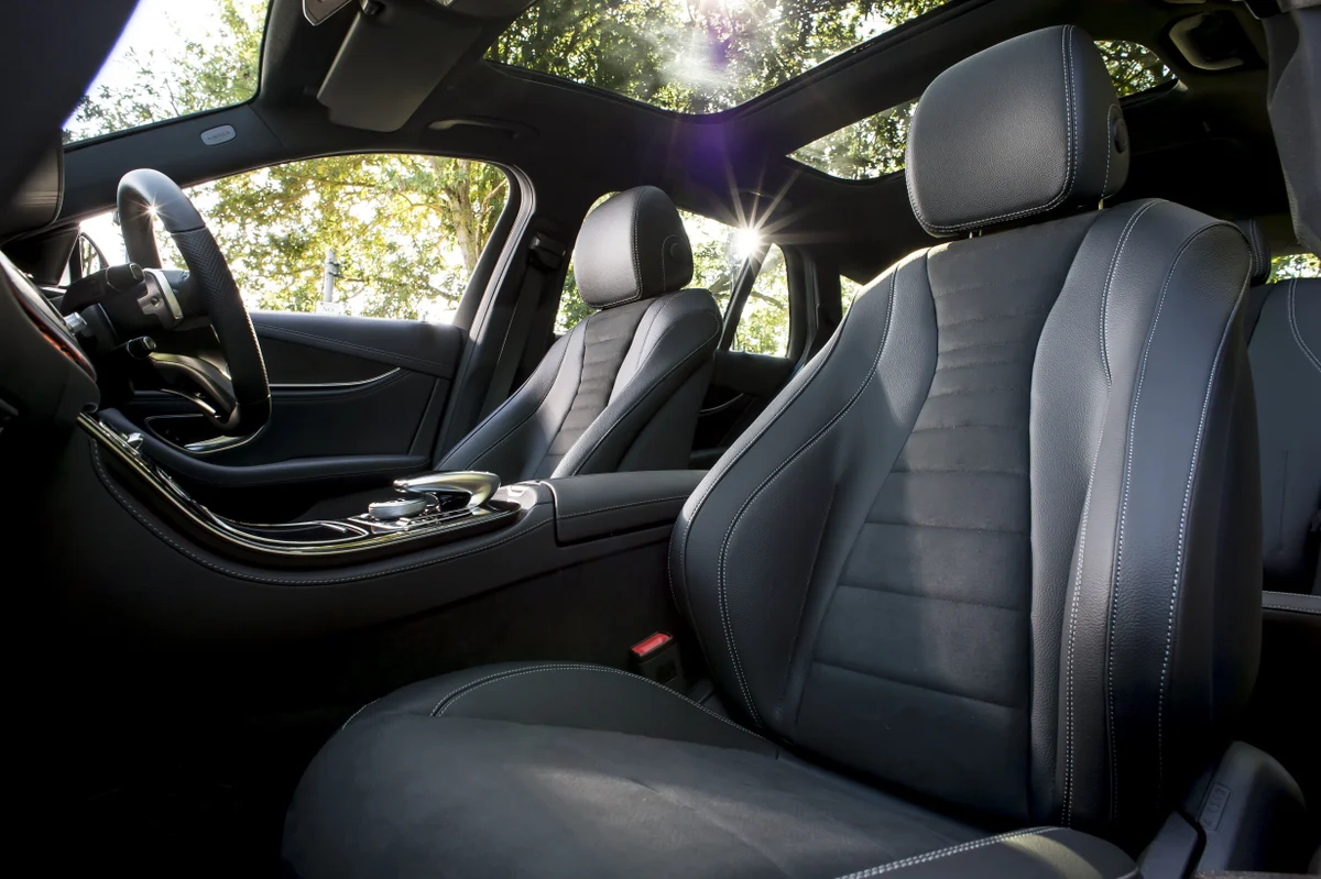 Mercedes-Benz E 200 D Estate Business Solution Innere