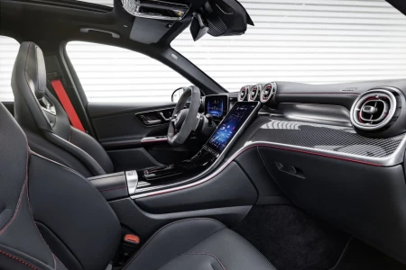 Miniaturansicht von Mercedes-Benz GLC 200 D Business Solution AMG Innere