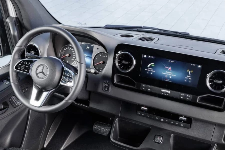 Miniaturansicht von Mercedes-Benz Sprinter L1 211 CDI Functional Innere
