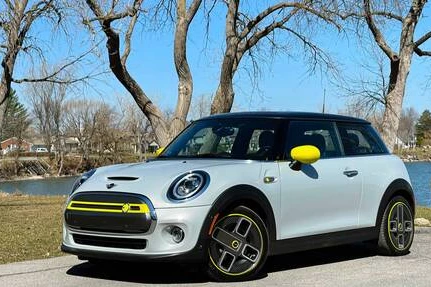 Thumbnail of Mini Electric Yours Front view
