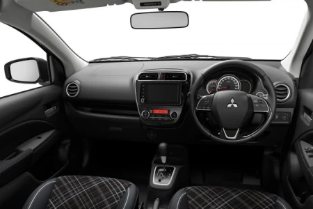 Miniaturansicht von Mitsubishi Space Star 1.2 Active Innere