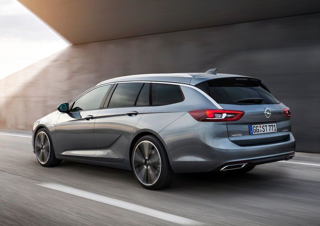 Opel Insignia Sports Tourer 1.5 Turbo 140hp Ecotec Edition Rückansicht