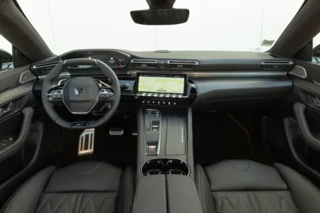 Miniaturansicht von Peugeot 508 Active PureTech 130 Innere