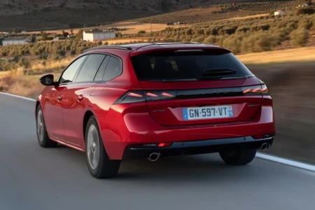 Miniaturansicht von Peugeot 508 SW Allure PureTech 130 Rückansicht