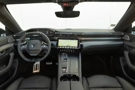 Miniaturansicht von Peugeot 508 SW Allure PureTech 130 Innere