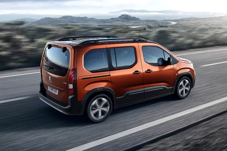 Miniaturansicht von Peugeot Rifter Active 1.5 BlueHDi 130 Rückansicht