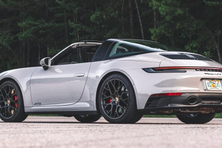 Náhled Porsche 911 Targa 4 Zadní pohled