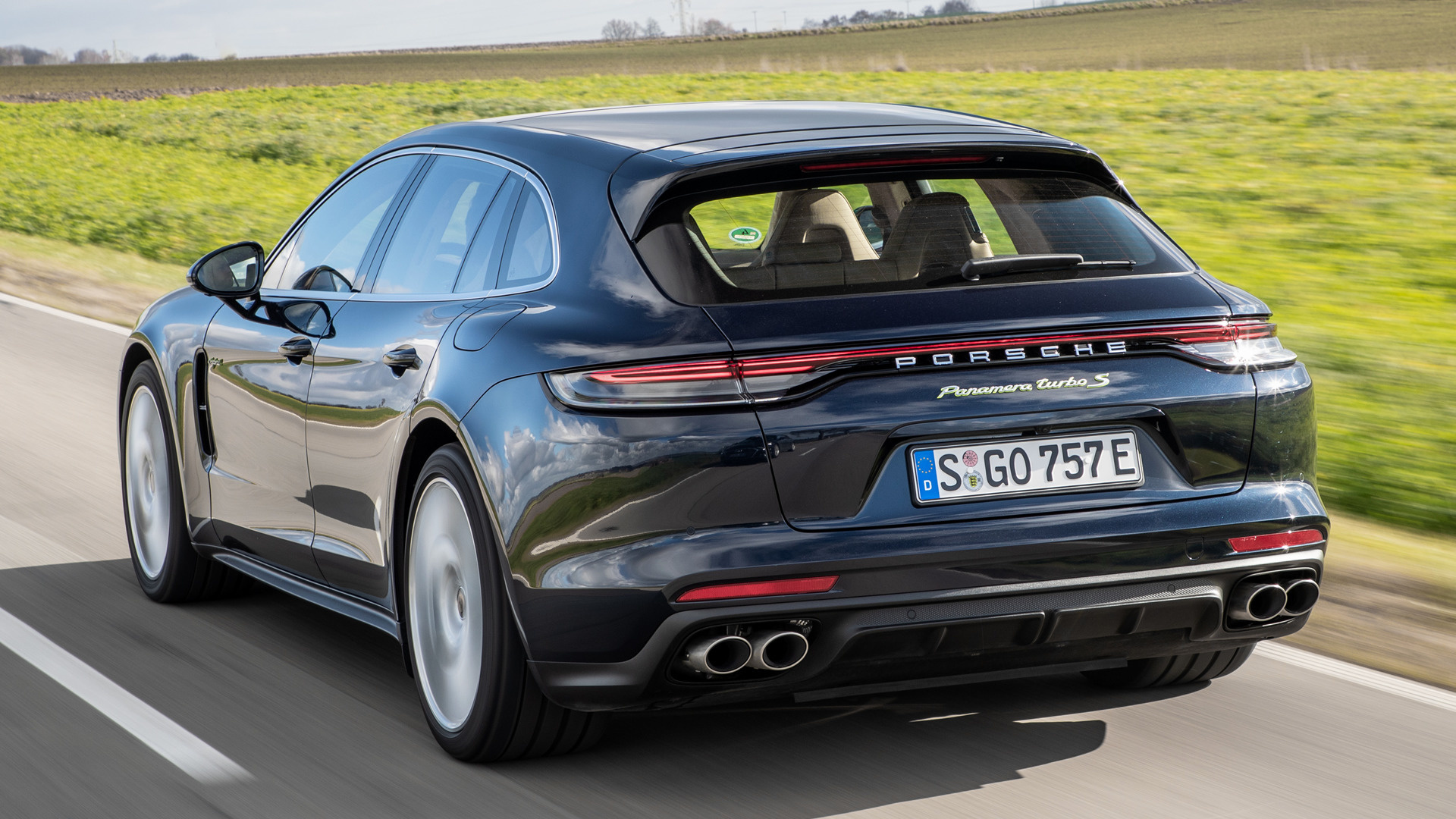 Porsche Panamera GTS Sport Turismo Rückansicht