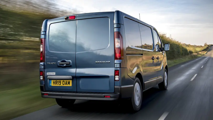 Renault Trafic L1H1 DCi 120 Generique Rückansicht
