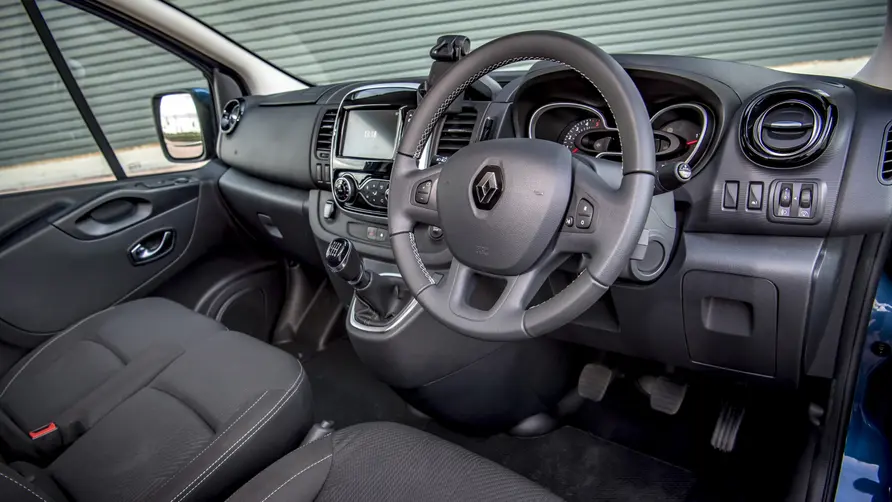 Renault Trafic L1H1 DCi 120 Generique Innere