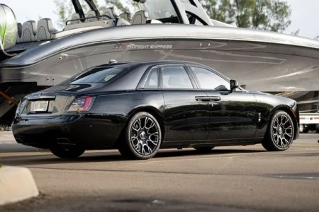 Miniaturansicht von Rolls-Royce Ghost Rückansicht