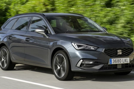 Miniaturansicht von Seat Leon Sportstourer 1.5 ETSI 150hp Style Launch Edition Vorderansicht