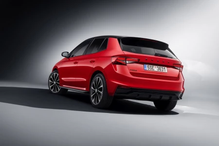 Miniaturansicht von Skoda Fabia 1.0 TSI 70kW Greentech Sport Business Rückansicht