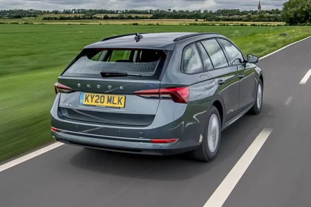 Miniaturansicht von Skoda Octavia 1.0 TSI E-TEC Sport Business Rückansicht
