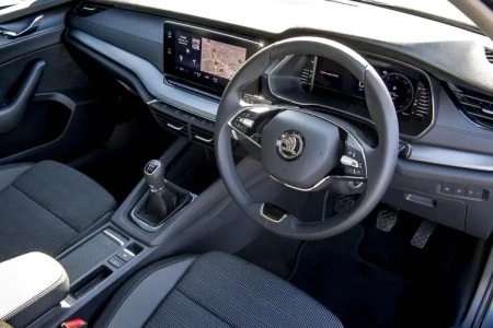 Miniaturansicht von Skoda Octavia 1.0 TSI E-TEC Sport Business Innere