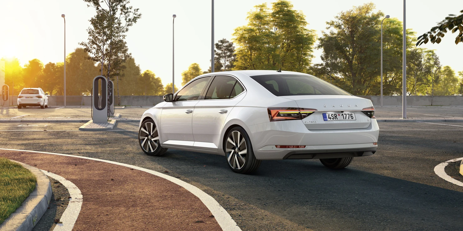 Skoda Superb 1.4 TSI PHEV Business Edition Plus Rückansicht