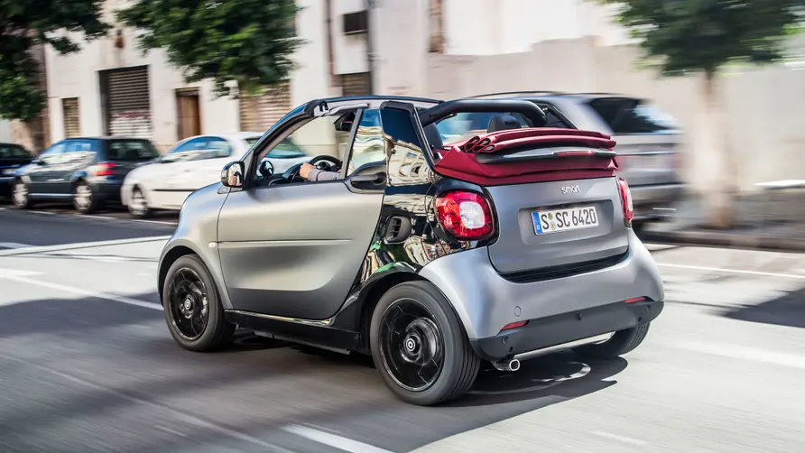 Smart Fortwo Cabrio EQ Essential Rückansicht