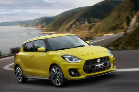 Miniaturansicht von Suzuki Swift 1.4 Boosterjet Smart Hybrid Sport Vorderansicht