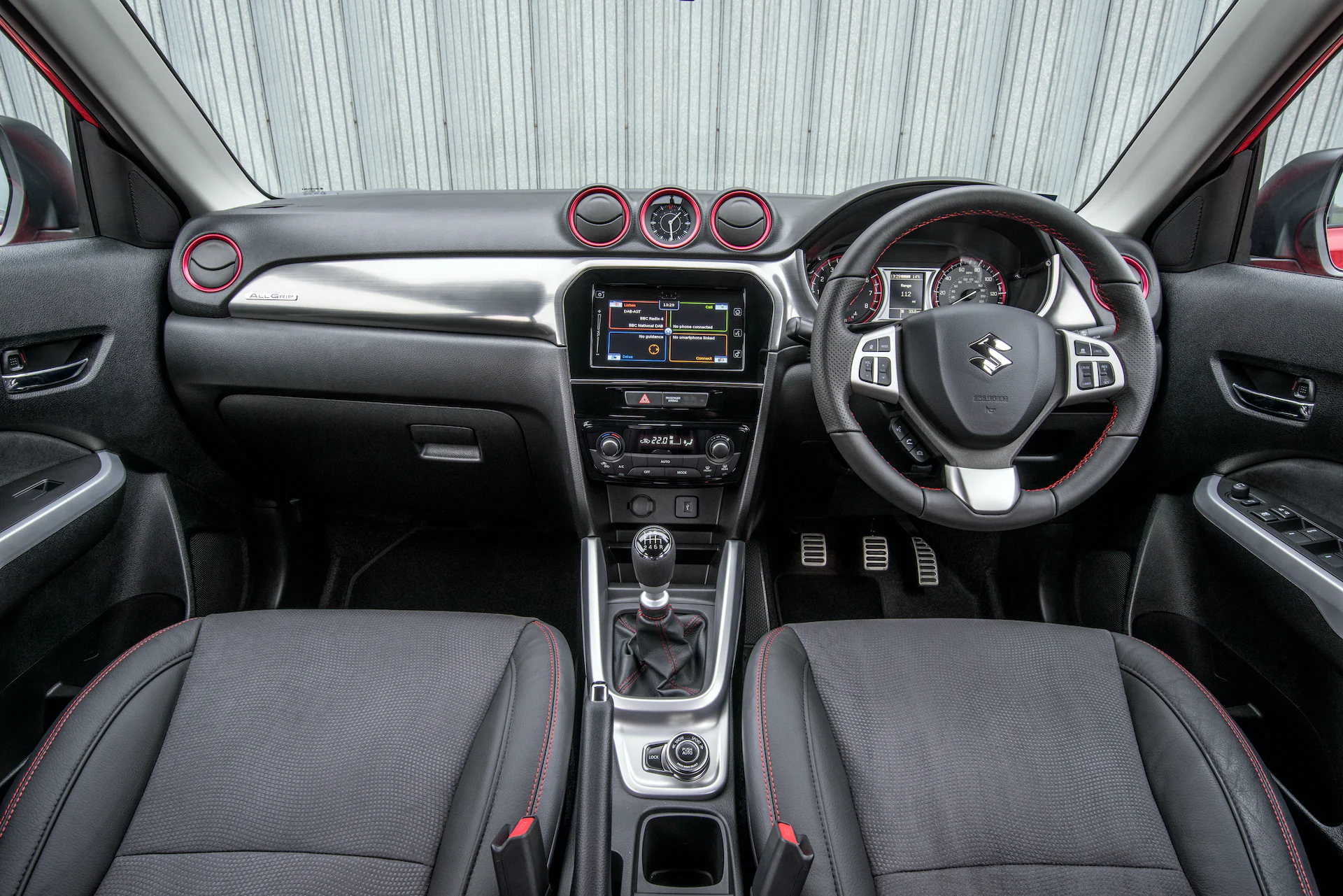 Suzuki Vitara 1.4 Boosterjet Smart Hybrid Allgrip Select Innere