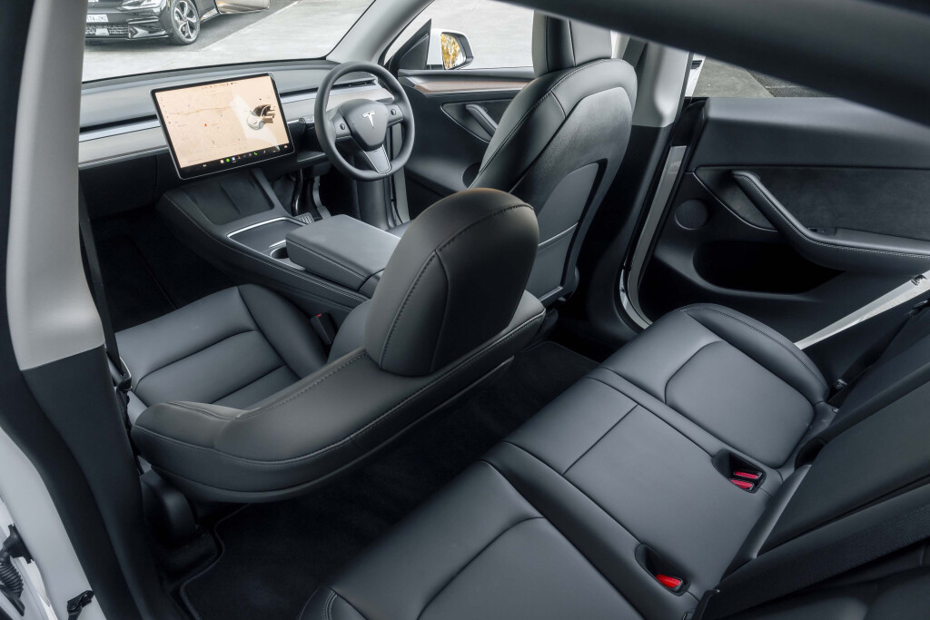 Tesla Model Y Long Range AWD Innere