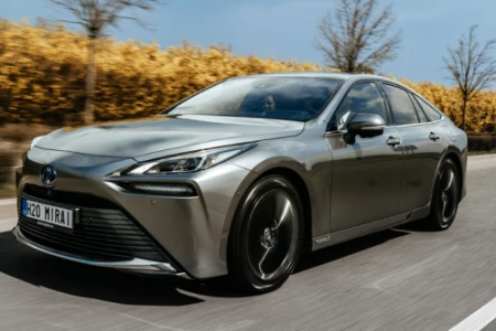 Miniaturansicht von Toyota Mirai FCV Executive Vorderansicht