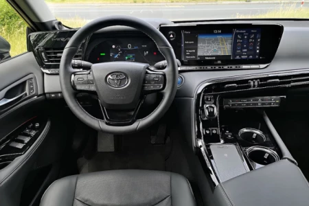 Miniaturansicht von Toyota Mirai FCV Executive Innere