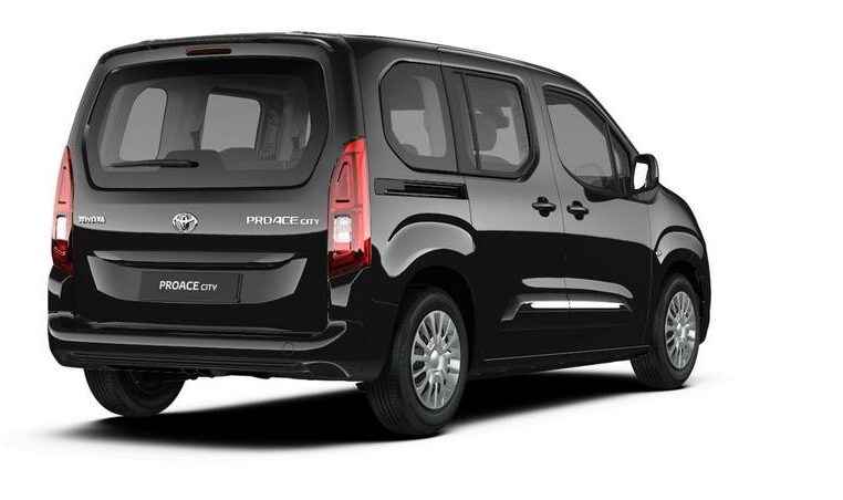 Toyota Proace City Verso 1.2 Turbo 110hp Cool Comfort Rear view