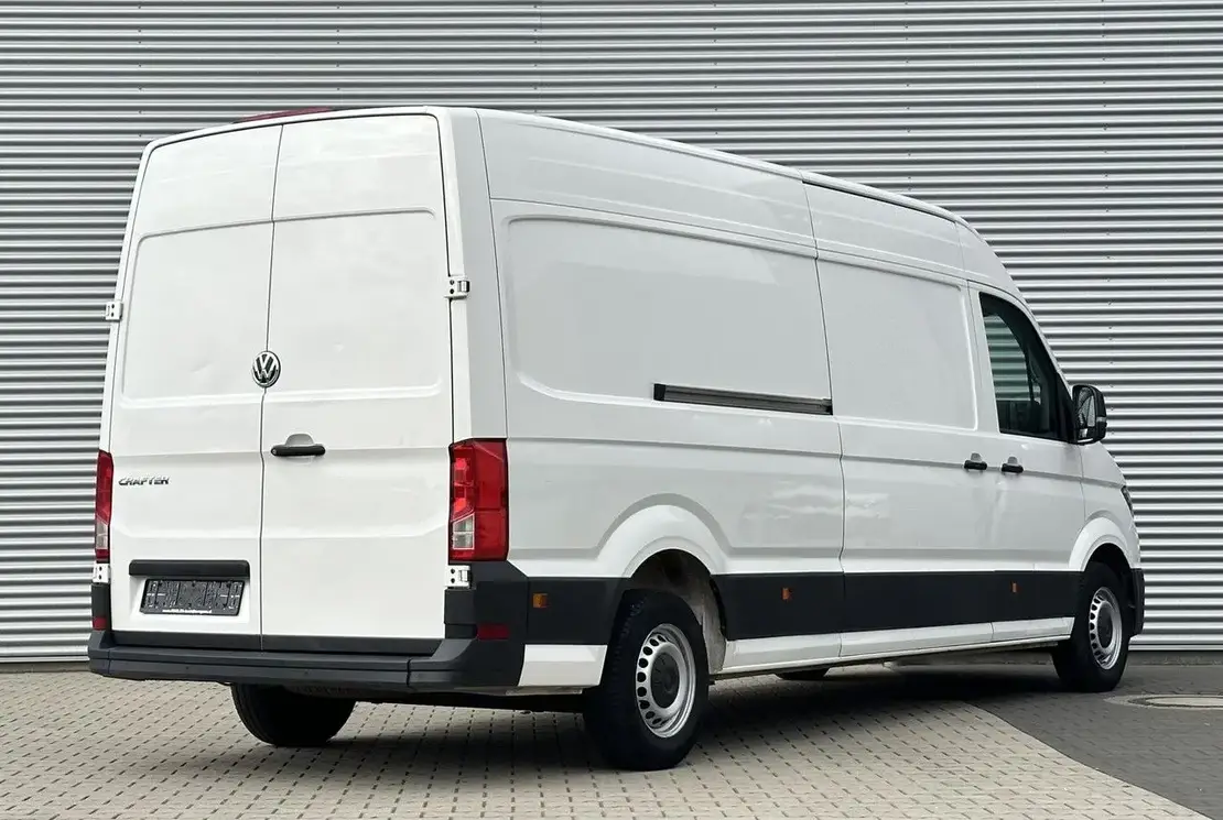 Volkswagen Crafter L3H3 EV Rückansicht
