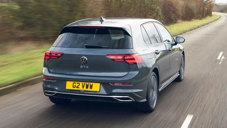 Volkswagen Golf 1.5 ETSI 150hp R-Line Rückansicht