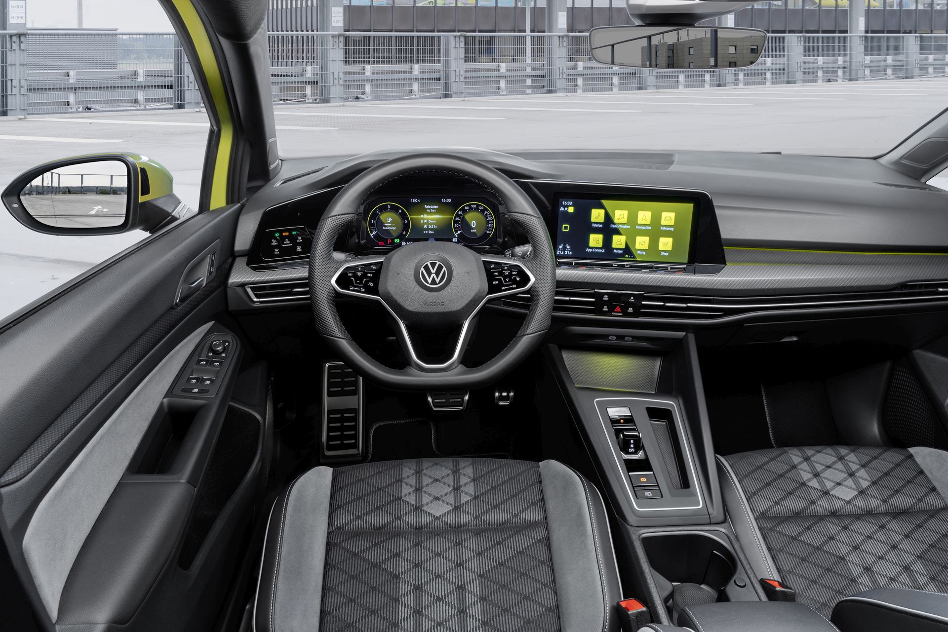 Volkswagen Golf Variant 1.5 TSI 130hp R-Line Innere