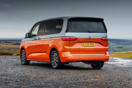 Miniaturansicht von Volkswagen Multivan L1H1 2.0 TDI 198hp Highline Rückansicht
