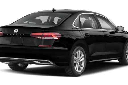 Miniaturansicht von Volkswagen Passat 2.0 TDI 150hp R-Line Business+ Rückansicht
