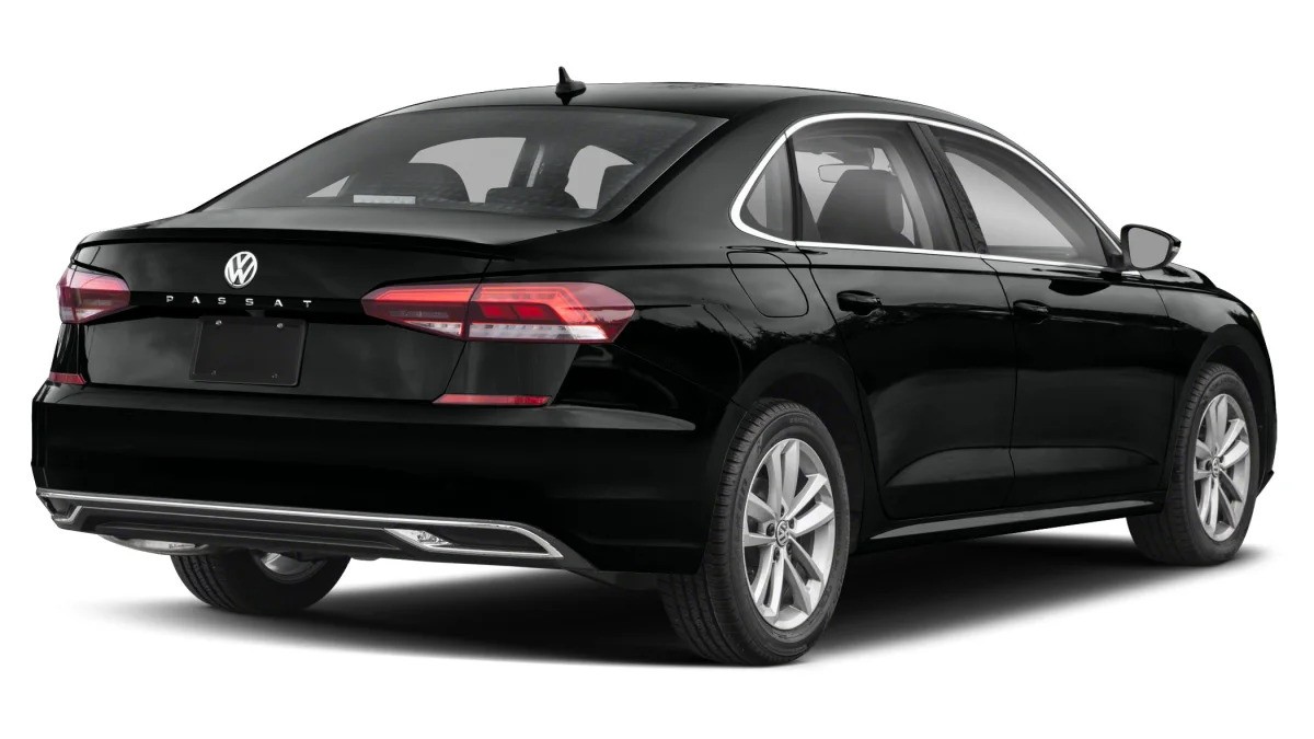 Volkswagen Passat 2.0 TDI 150hp R-Line Business+ Rückansicht