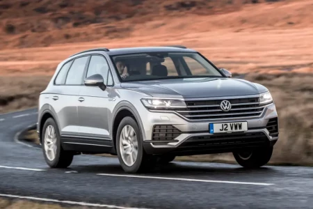 Miniaturansicht von Volkswagen Touareg 3.0 V6 TSI 340hp 4Motion Atmosphere Vorderansicht