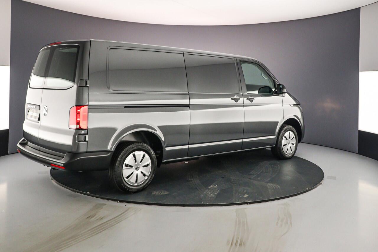 Volkswagen Transporter L1H1 2.0 TDI 110hp Rückansicht