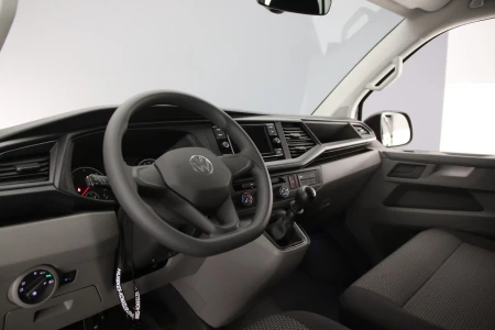 Miniaturansicht von Volkswagen Transporter L1H1 2.0 TDI 110hp Innere
