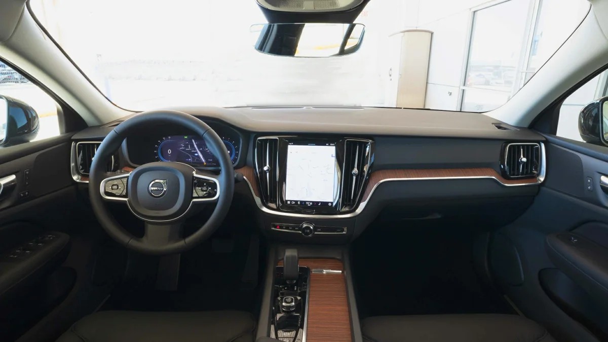 Volvo S60 B4 Inscription Interiér
