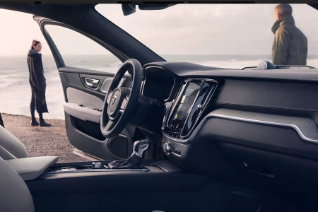 Miniaturansicht von Volvo V60 Cross Country B5 AWD Business Pro Innere