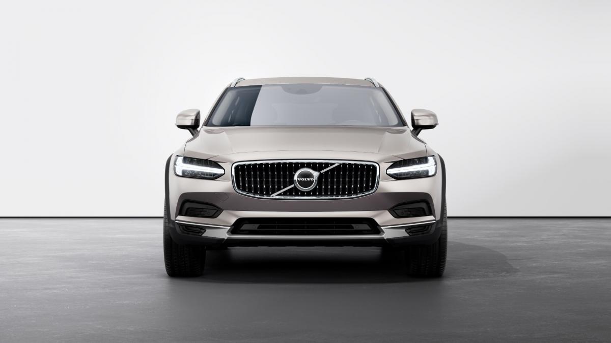 Volvo V90 Cross Country B5 AWD Pro Vorderansicht